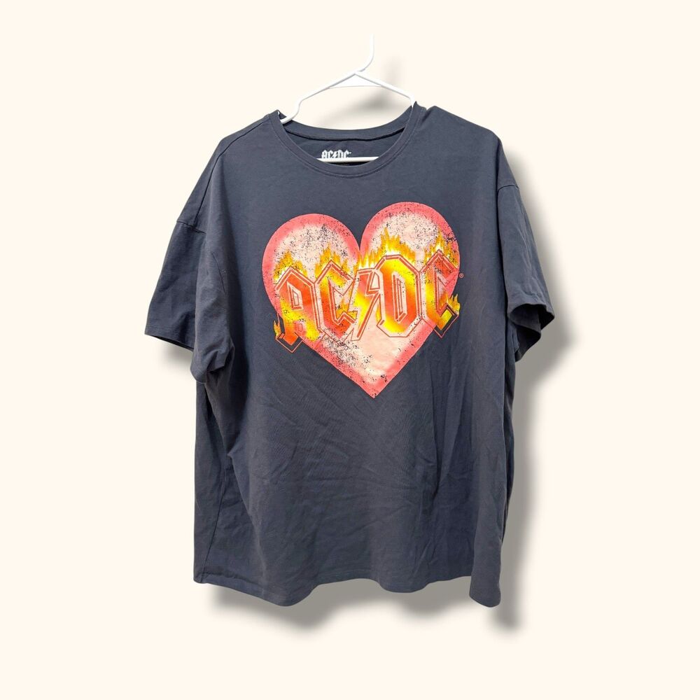 AC/DC T-Shirt Mens XXL Black Heart Graphic Band Tee 100% Cotton Short Sleeve